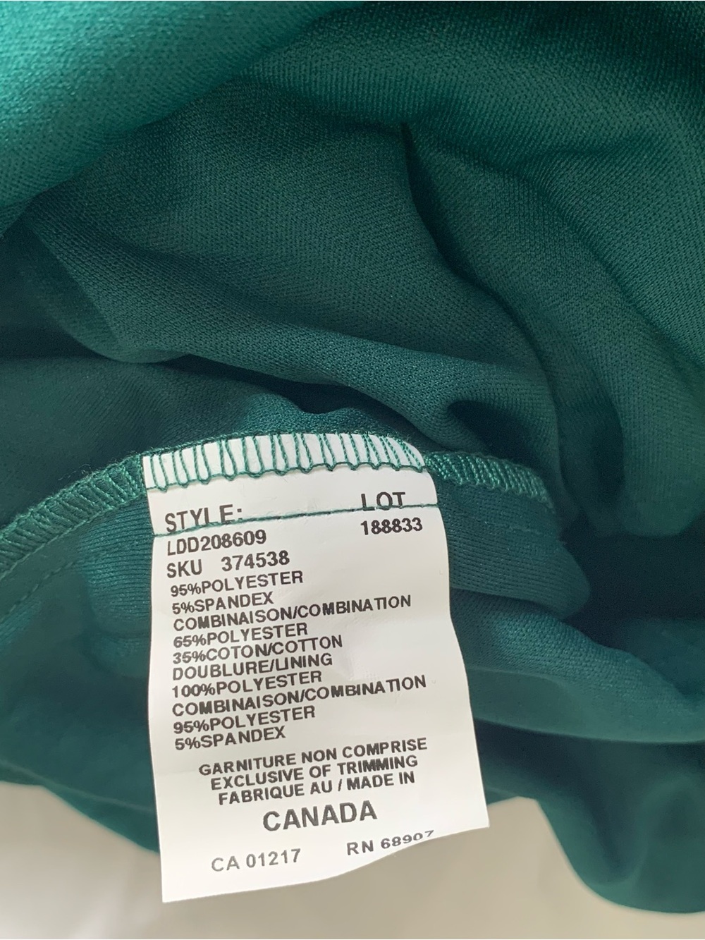 New with tags LE CHATEAU dress size S - Picture 8 of 8
